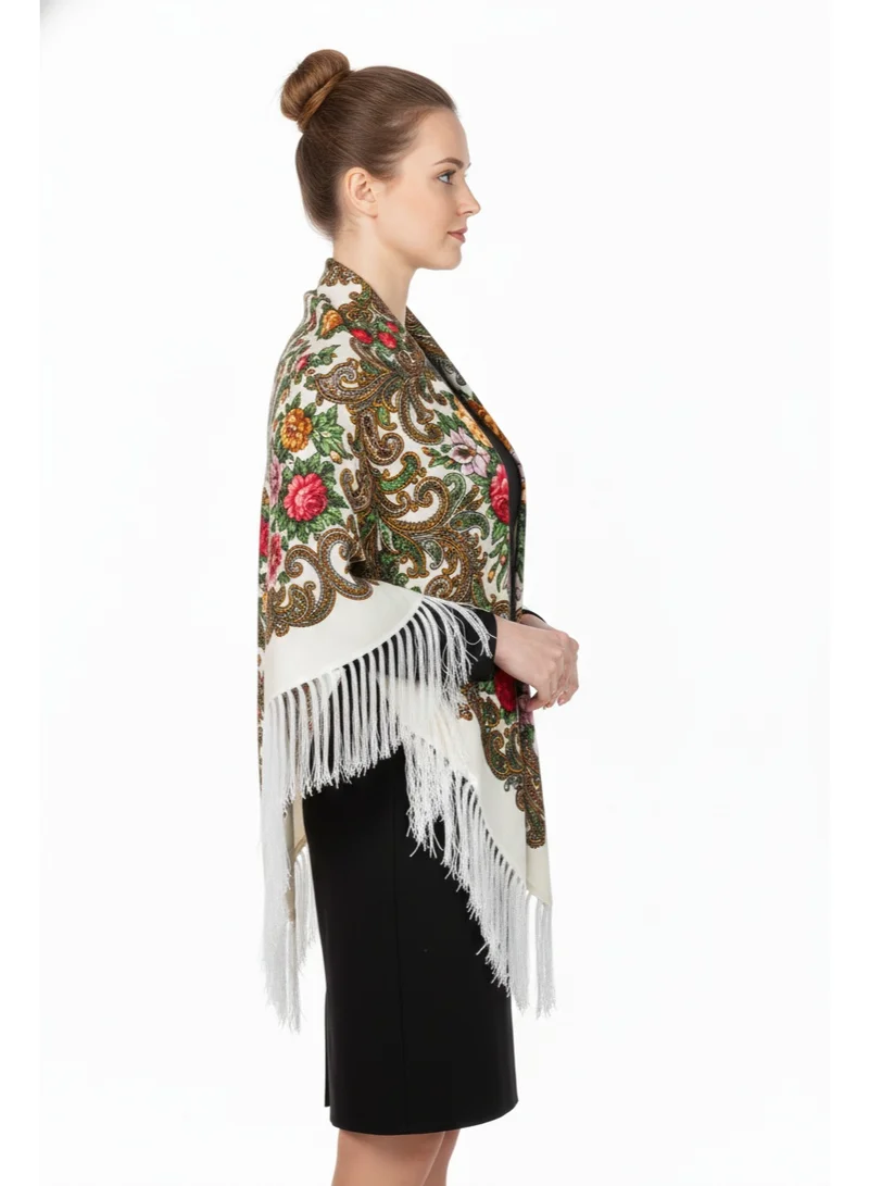 بيداني شال تراثي أبيض بزهرة ملكية